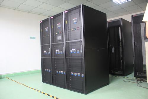 河南陶瓷防靜電地板淺析在鋪設(shè)時(shí)還要穿防靜電服嗎 河南陶瓷防靜電地板淺析在鋪設(shè)時(shí)還要穿防靜電服嗎